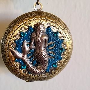 Mermaid Locket w/ chain.